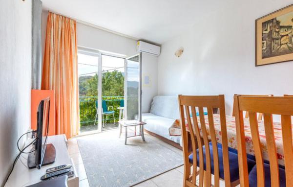 Апартаменты Apartman Ante Zvecanje Экстерьер фото