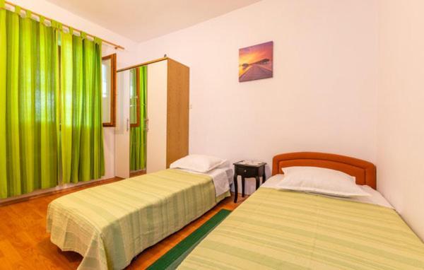 Апартаменты Apartman Ante Zvecanje Экстерьер фото
