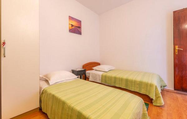 Апартаменты Apartman Ante Zvecanje Экстерьер фото
